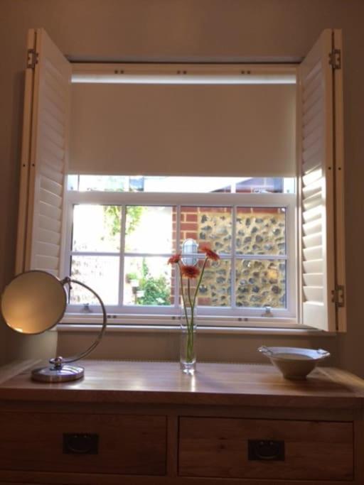 River Road, Littlehampton, Executive Apartment
